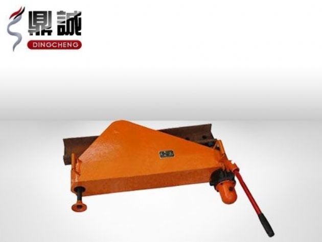 點擊查看詳細信息<br>標題：垂直液壓彎軌機 閱讀次數：4878