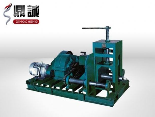 點擊查看詳細信息<br>標題：臥式多功能滾動彎管機 閱讀次數：5290