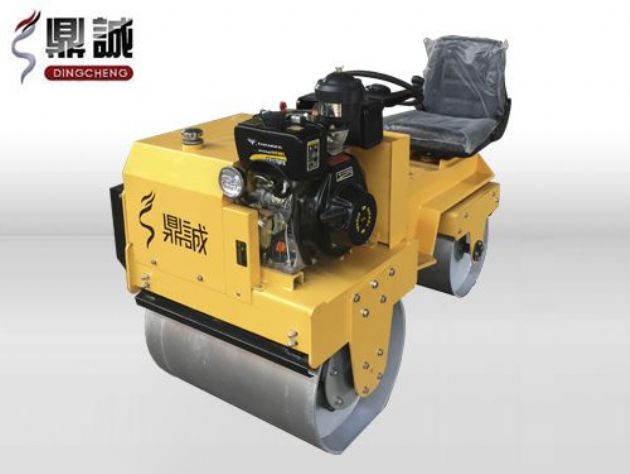 點擊查看詳細信息<br>標題：DC850C座駕式壓路機 閱讀次數：16175